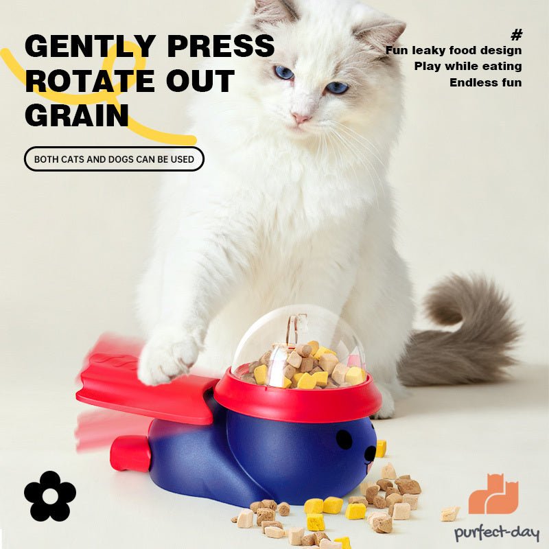 Superman Food Dispenser for cats | Purrfect - day